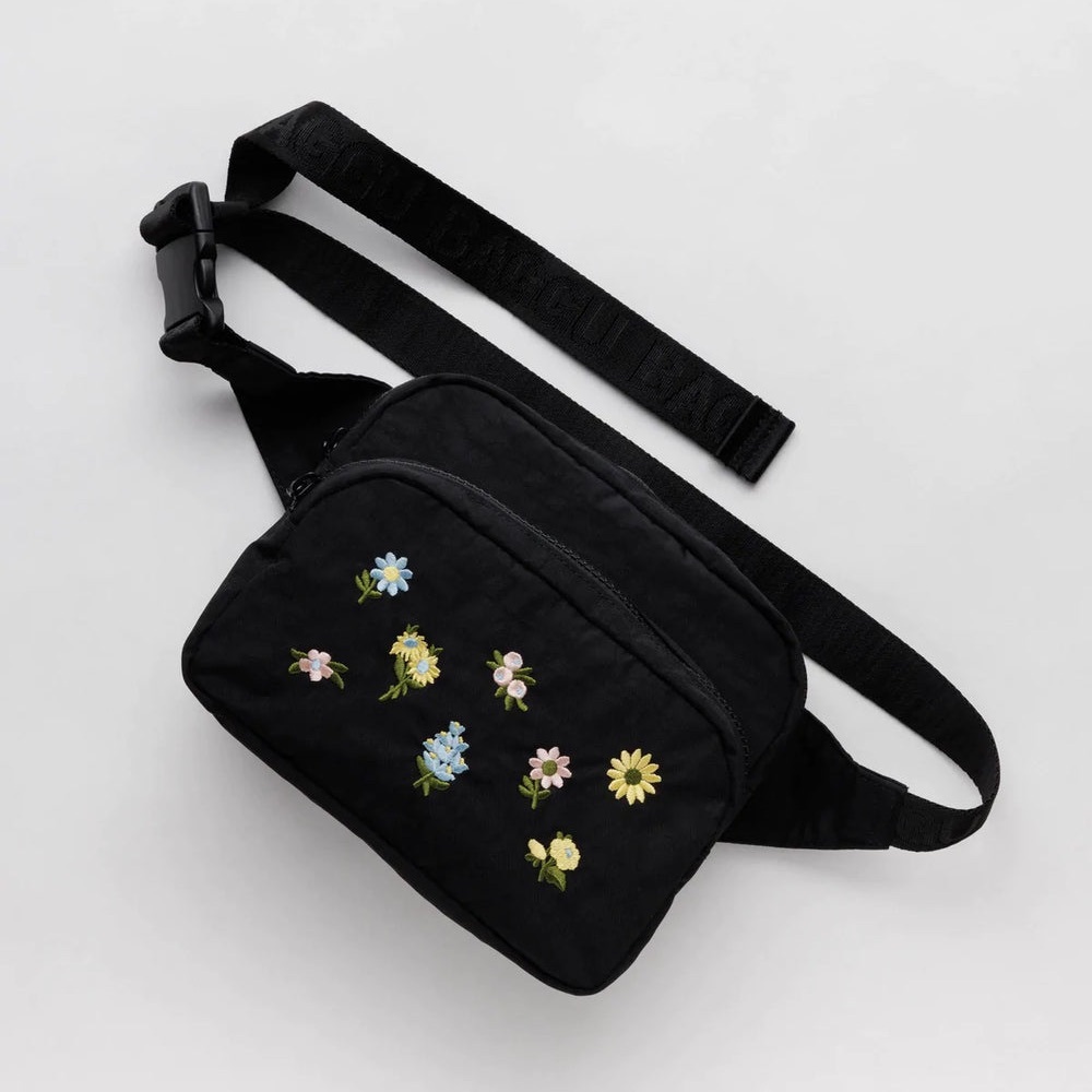 BAGGU Floral Embroidered Crossbody Fanny Pack
